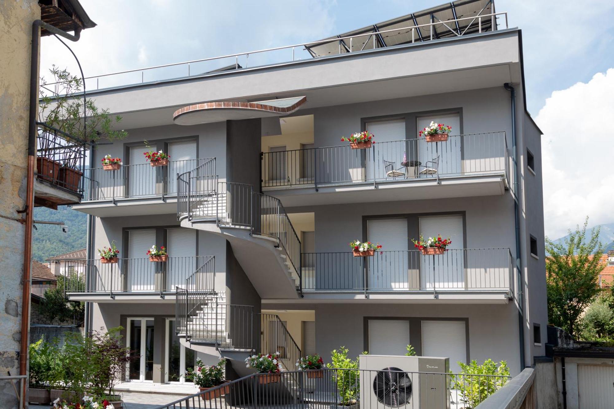 Готель Residenza Elsa Домодоссола Екстер'єр фото
